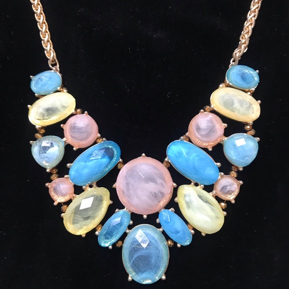 Summer stone stunner! - Picture 1 of 2